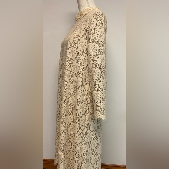 Dainty Jewells Elegant Cream Lace Dress Size M - Picture 4 of 12